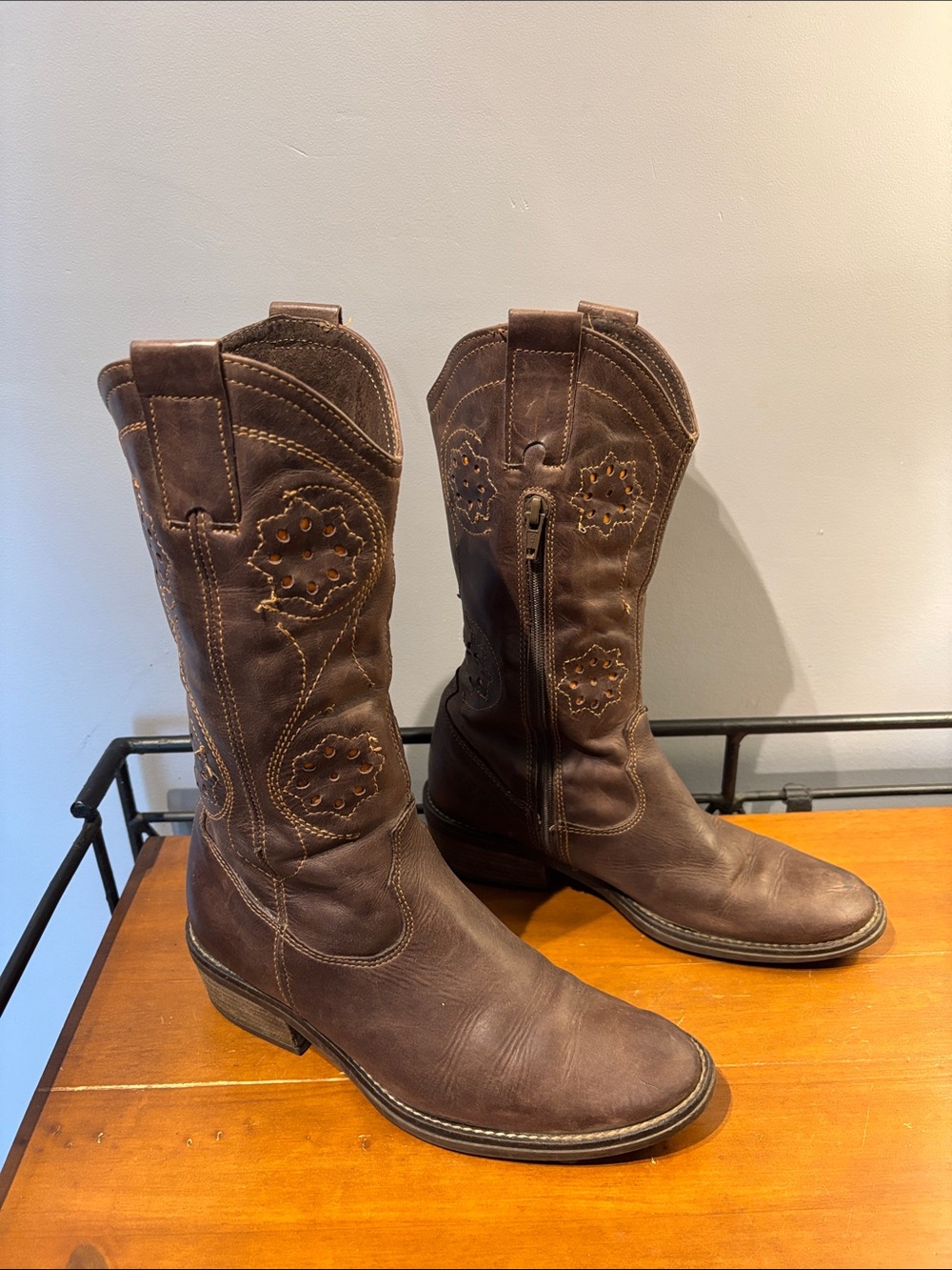 Arnold Churgin Brown Leather Cowboy Boots with Floral Cut Out - Picture 2 of 10